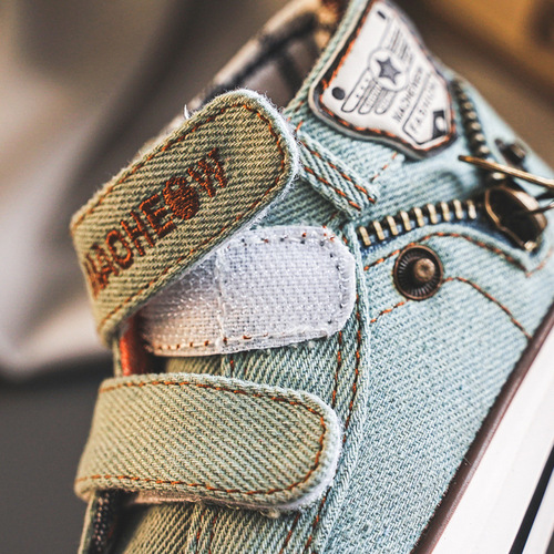 Baby boy soft bottom Velcro shoes 2024 new denim girls toddler shoes 0-1 years old brand baby shoes trend