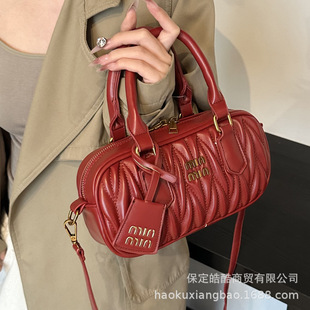 High-End Retro Small Bag for Women 2024 New Autumn and Winter Versatile Crossbody Bag Fashionable Super Hot Satchel Small Square Bag