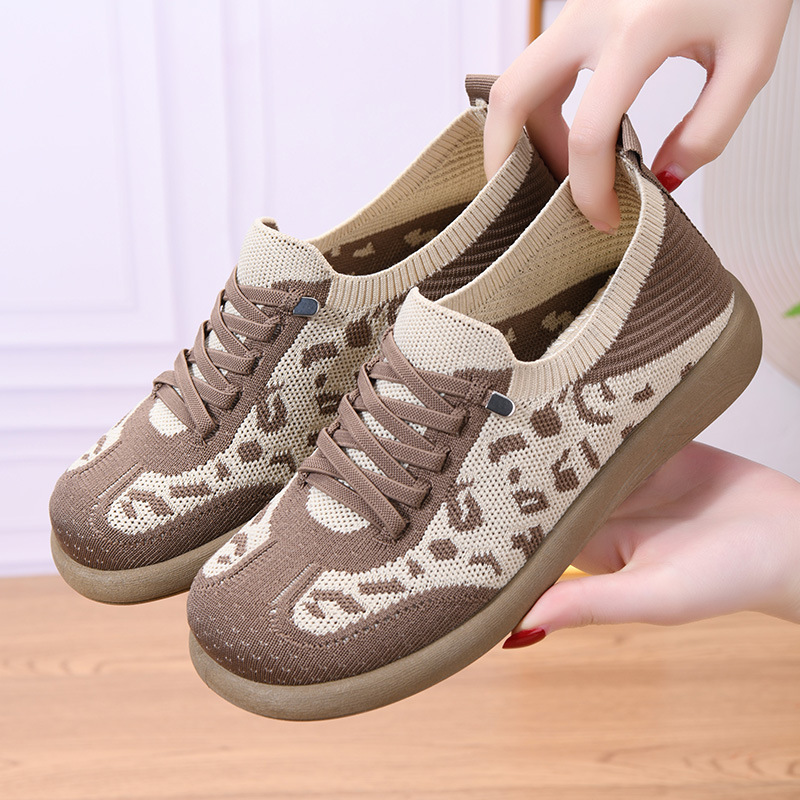 Leopard Print Fly-Knit Shoes 2026 Spring Model Soft-Soled Breathable Casual Women's Slip-On Shoes for Middle-Aged and Elderly Mothers Mesh Shoes Leopard Print Fly-Knit Shoes 2026 Spring Model Soft-Soled Breathable Casual Women's Slip-On Shoes for Middle-Aged and Elderly Mothers Mesh Shoes