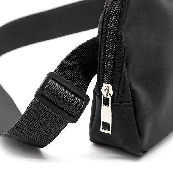 Fashionable universal handheld belt bag for gym