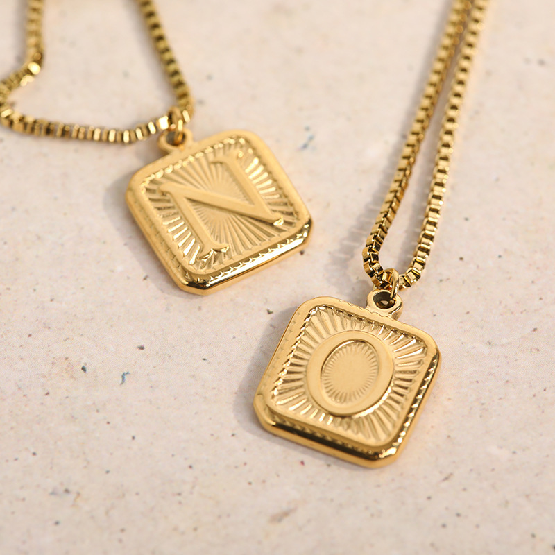 1 Piece Quantity Daily Occasion 201 Stainless Steel 304 Stainless Steel Titanium Steel Fashion Letter Square Pendant Necklace