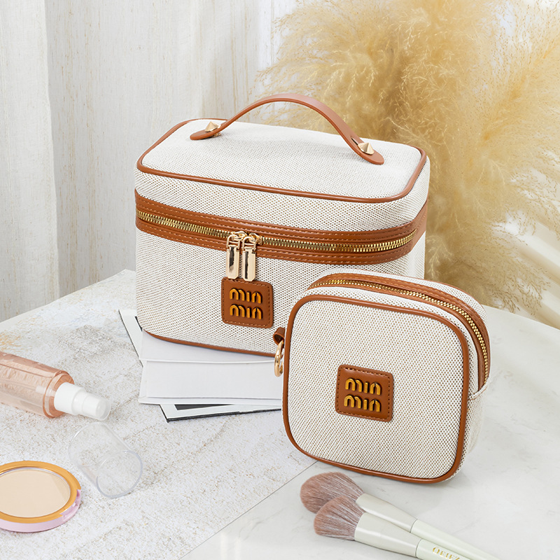 Transfronterizo nuevo cuadrado Maillard bolsa de maquillaje de cuero bolsa de almacenamiento portátil de gran capacidad bolsa de lavado estándar de metal de alta calidad