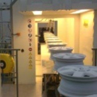 Popular Manufacturers Customized Automatic Spray Painting Assembly Line for Automobile Wheel Hub | Aluminum Profile Anti-Static Spray Line Body Favorable