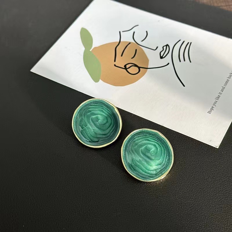 Summer retro small design green fashionable geometric earrings