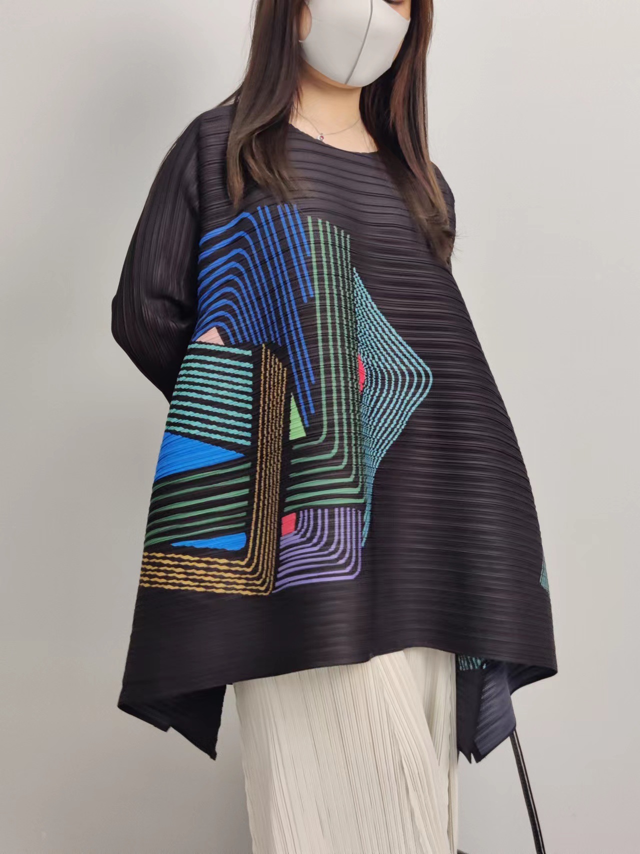 三宅風圓領中袖褶皺上衣藝術幾何抽象印花不規則下擺長袖