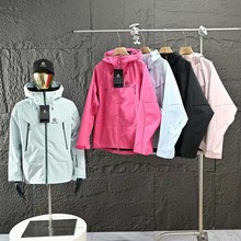 秋季新款凯乐石冲锋衣刺绣连帽运动休闲外套登山服男女情侣款夹克