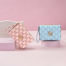 2025女士钱包短款跨境热潮新款三折时尚简约字母便携多卡位零钱包