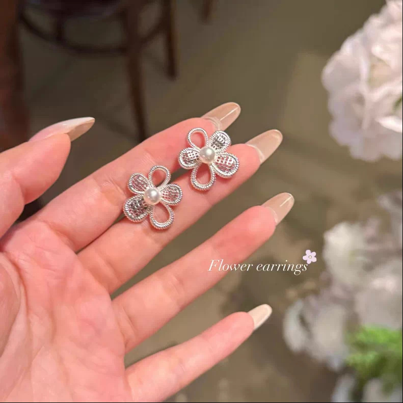 131#Silver braided mesh filigree pearl earrings
