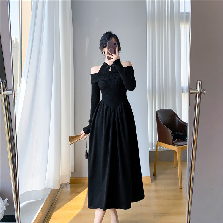 Collection automne/hiver 2024 : Cheongsam deux pièces de style chinois revisité, à porter avec un manteau et une robe en maille._voghion.com