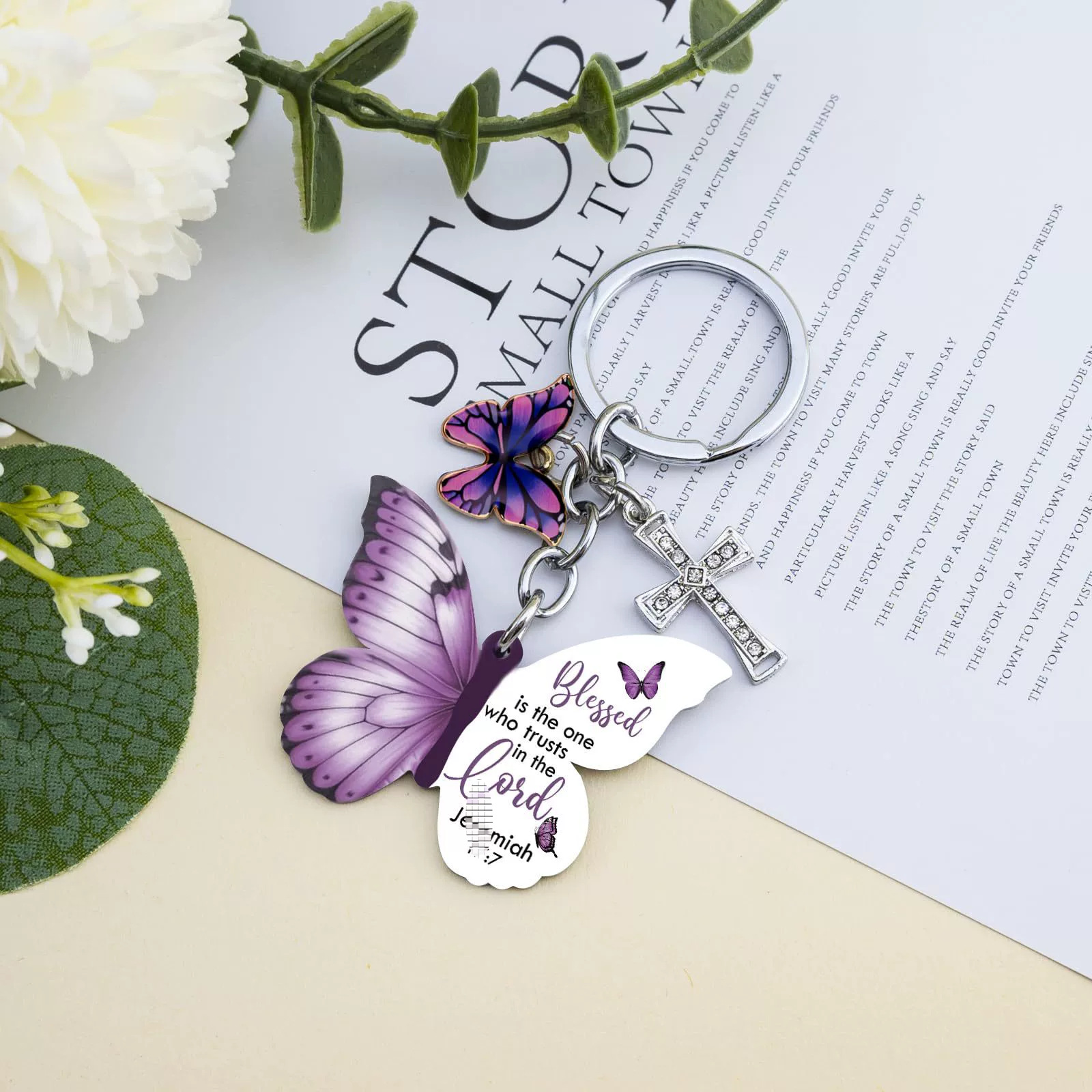 Butterfly Color-Printed Gift Keychains in Various Styles, Stainless Steel Flower-Engraved Keychains, World Cup Cartoon Mascots