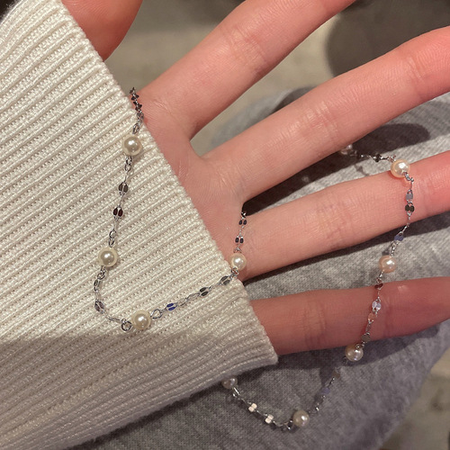 Japanese and Korean Instagram-style imitation pearl clavicle necklace, feminine niche accessory, simple elegant versatile chain necklace