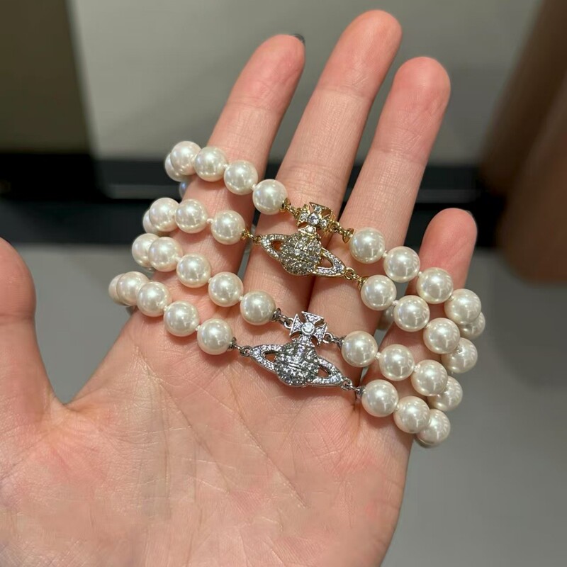 [Cabinet-Level Quality] New Queen Mother Double-Layer Pearl Magnetic Buckle Saturn Bracelet Punk Style Accessible Luxury Bracelet