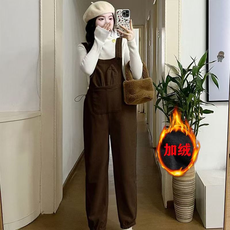 Quần yếm nâu (có nhung) / M