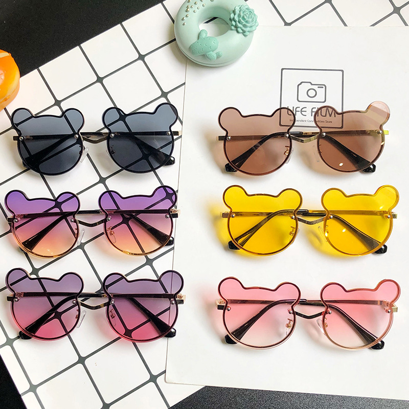 New children's sunglasses, cartoon fashionable metal frame baby sunglasses, anti-UV sunglasses for outdoor travel