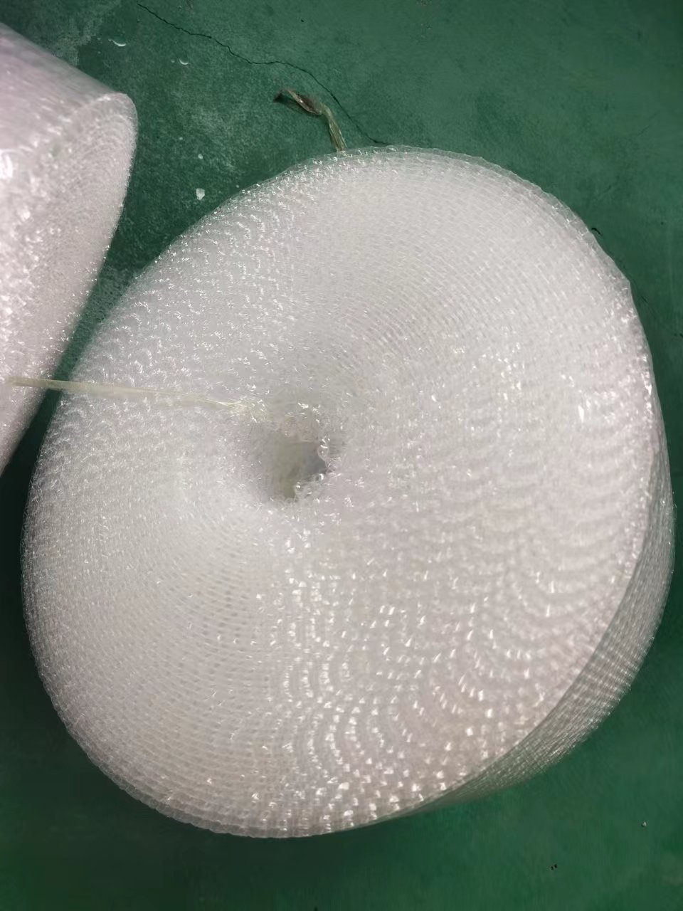 现货气泡膜卷装透明双层加厚气泡垫电商快递防震泡沫纸防撞气泡膜-阿里巴巴