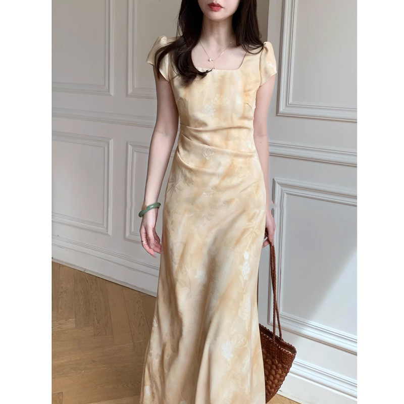 2025 New Summer Style Bias-Cut Elegant [Yellow Rose] Yellow Jacquard Short-Sleeved Dress Women's Square Collar Mid-Length