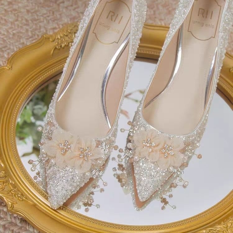 Silver Bridal Shoes, Wedding Shoes, Chinese Style, 3cm High Heels for Pregnant Women, Comfortable for the Feet, Main Wedding Dress Crystal Pumps Silver Bridal Shoes, Wedding Shoes, Chinese Style, 3cm High Heels for Pregnant Women, Comfortable for the Feet, Main Wedding Dress Crystal Pumps
