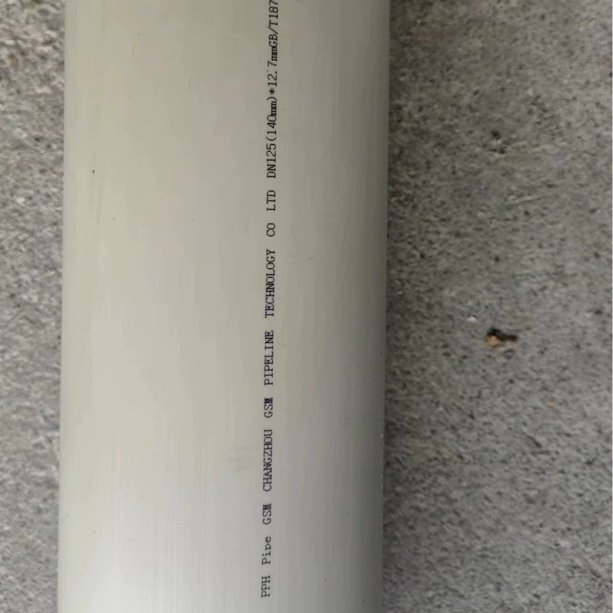 Продукция сырья клапана аксессуаров трубы ПР ГСМ бежевая алкали-устойчивая кислотоупорная коррозионностойкая высокотемпературная устойчивая новая