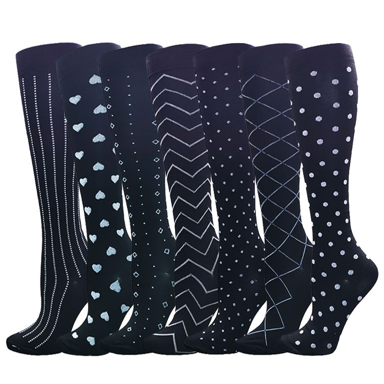 Calcetines de compresión de traje de color mixto exclusivo transfronterizo Calcetines deportivos de comercio exterior Calcetines de becerro Calcetines de compresión deportiva Hombres y mujeres Al por mayor