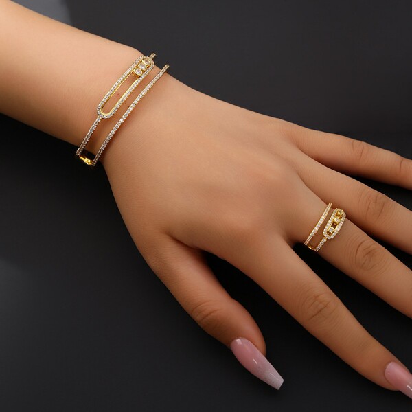 Bracelet with zircon