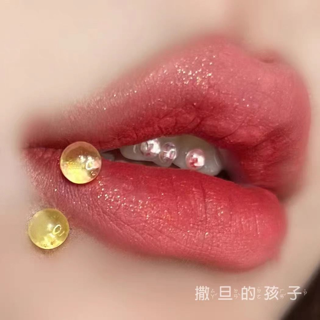 Pointed titanium steel lip stud product view