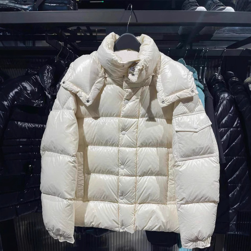 2026 winter collection: new, thickened 70th-anniversary down jackets for women and men, available in couples' styles, and sourced from high-end suppliers 2026 winter collection: new, thickened 70th-anniversary down jackets for women and men, available in couples' styles, and sourced from high-end suppliers