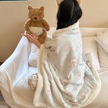 Lolita小版牛奶绒羊羔绒卡通印花学生宿舍毛毯办公披肩毯沙发盖毯