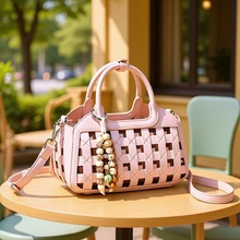 Դ�^���S2026�����¿��U�հ�����С���OӋС��������μ�б��Ů��