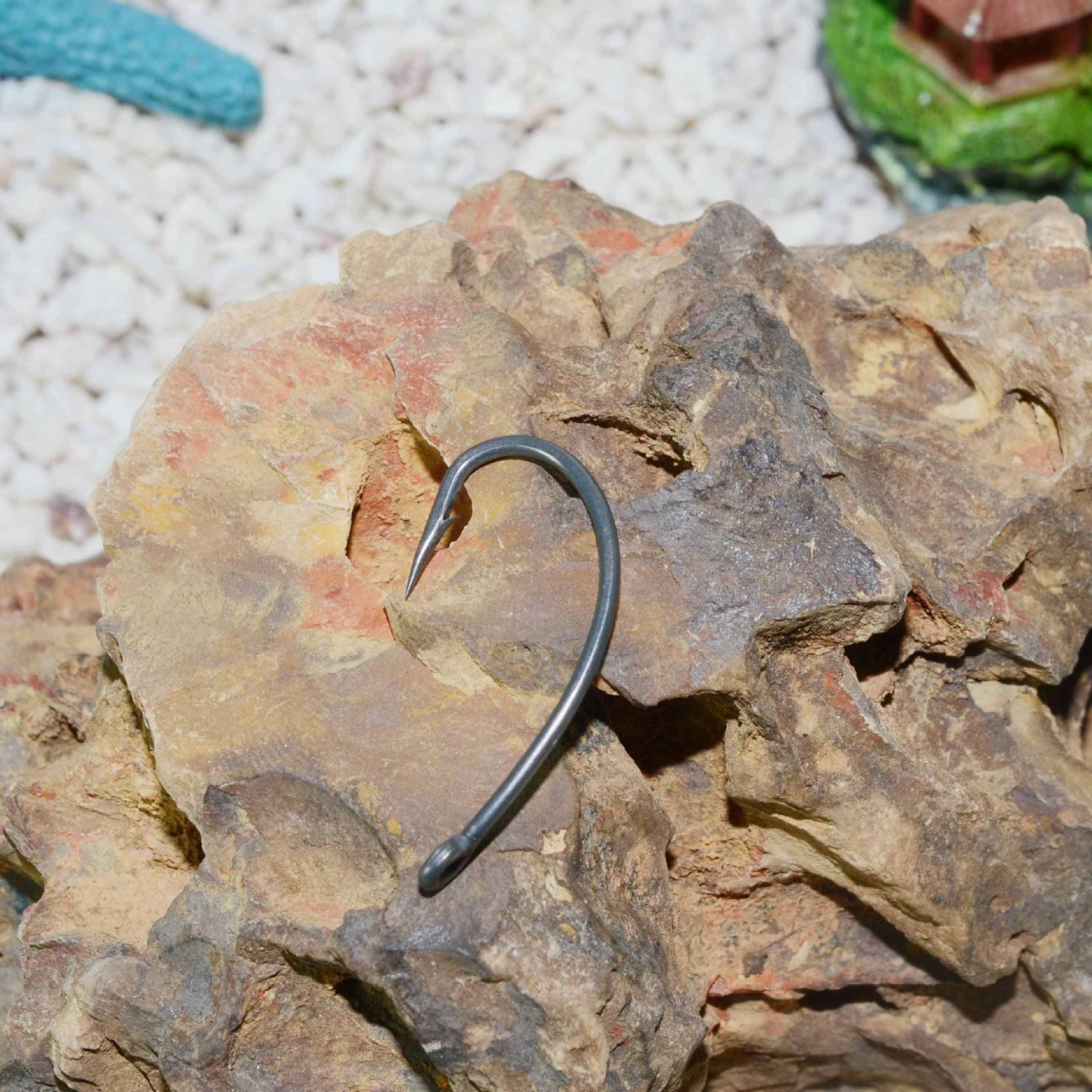 Boutique de Venta caliente 8245/9245 con gancho de pesca con mosca de púas carpa gancho de Pesca de Mar de boca cruzada artes de pesca al por mayor anti-óxido