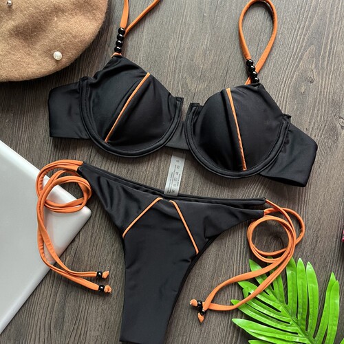  New Hot Selling European and American Sexy Two Piece Swimsuits Spliced ​​Color Swimsuit Women's High Quality Bikini