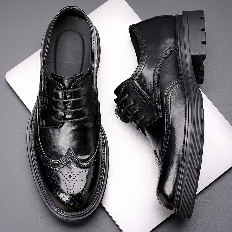 Men's Leather Shoes, New Style, Genuine Leather, Formal Brogue, High-End Business British Style, Thick-Soled, Suit Shoes, Large Size 45 Men's Leather Shoes, New Style, Genuine Leather, Formal Brogue, High-End Business British Style, Thick-Soled, Suit Shoes, Large Size 45