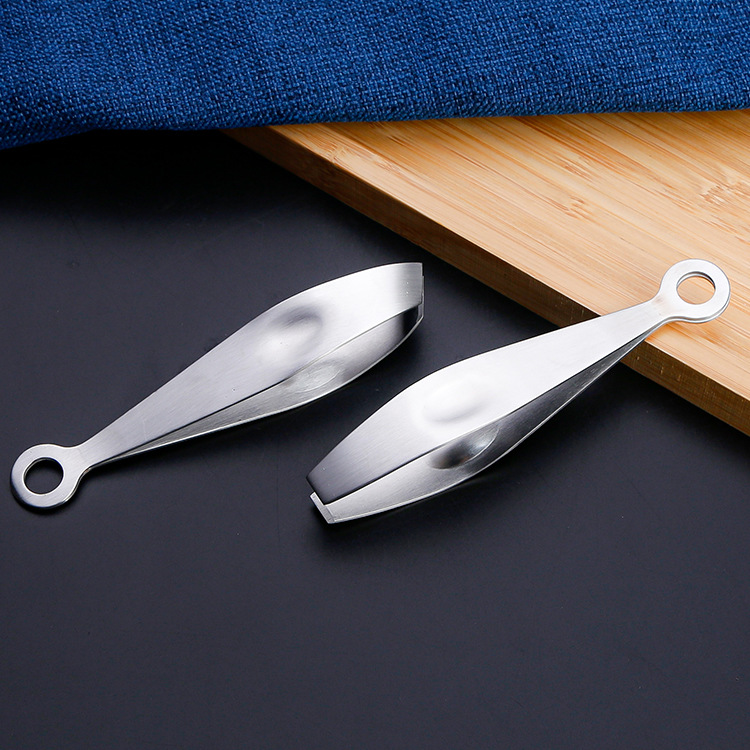 304 Stainless Steel Pig Hair Clipper, Hair Removal Tool, Household Fish Bone Clipper, Duck Feather Clipper, Multifunctional Kitchen Garlic Peeler