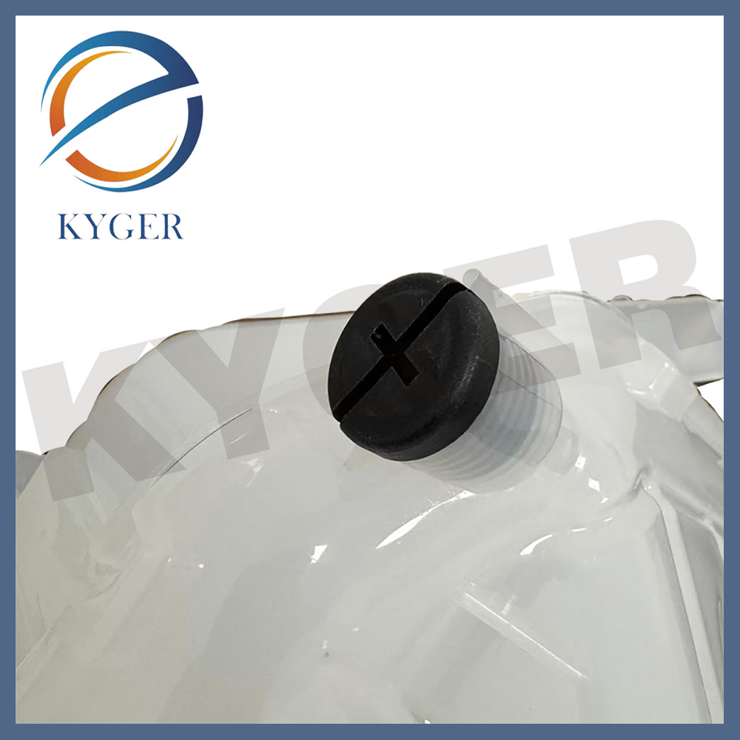 Suitable for Land Rover New Defender Auxiliary Water Kettle Lr166954 High Quality Auto Parts Kyger