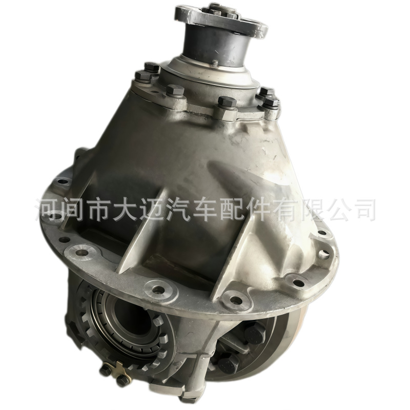 Dongfeng Eq153 Reducer 2402N-010 with Various Speed Ratios Is Suitable for Dongfeng Eq153 Series Medium-Duty Trucks