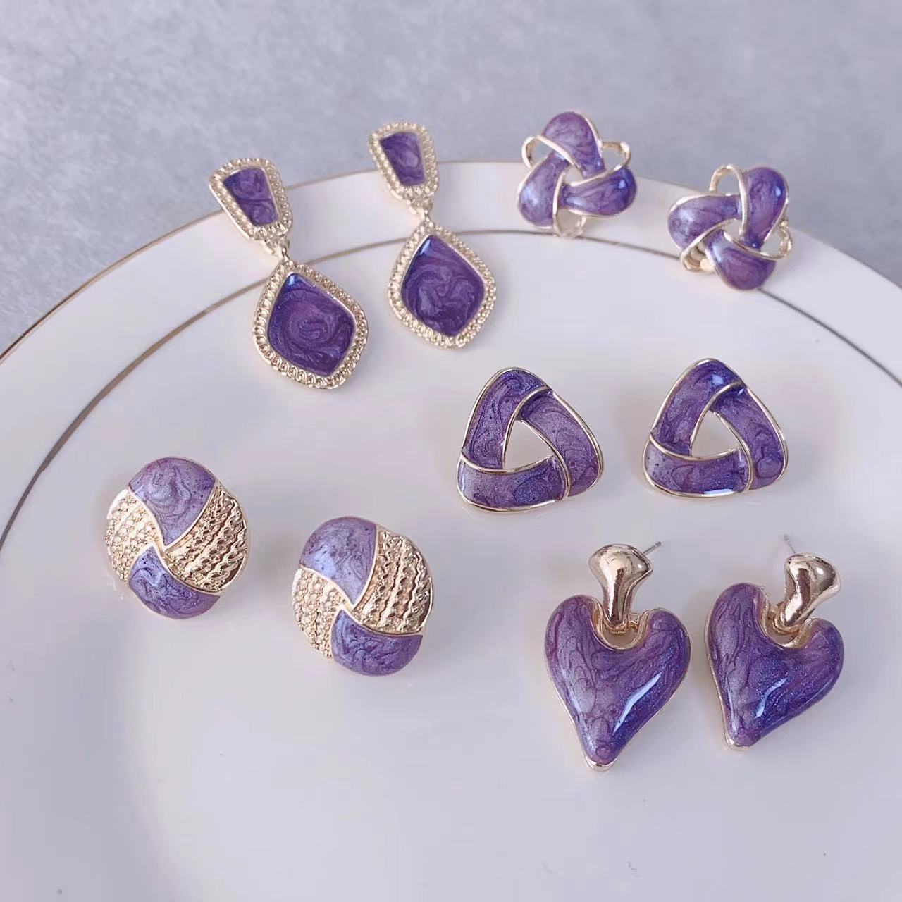 11g Weight Drop Earrings Classification 1 Pair Sweet Simple Style Triangle Heart Shape Flower Enamel Alloy Drop Earrings