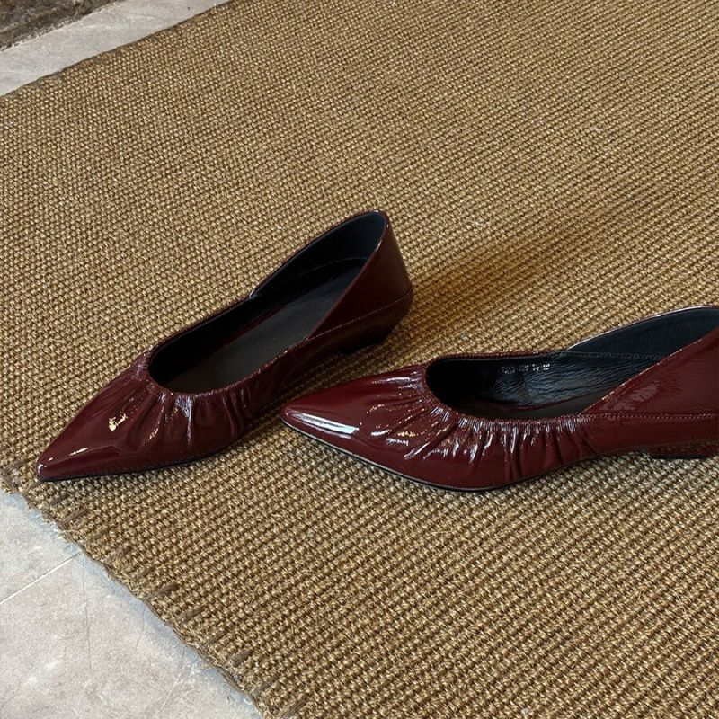 Lammfell-Version ~ Niche Dign, knackiger, spitzer Zehenbereich, Damenschuh, neuer Feenstil 2025, weiche Sohle, eleganter Oma-Look_voghion.com