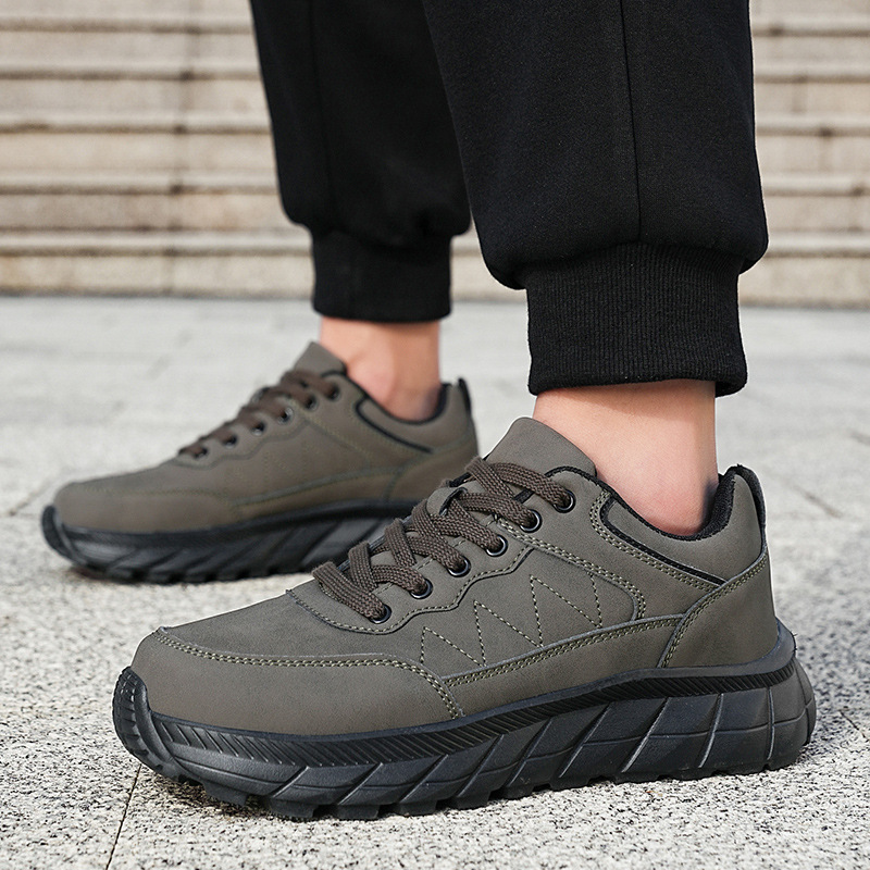 Otoño y invierno al aire libre zapatos de cuero de hombre con suela gruesa amortiguadora zapatos deportivos casuales impermeables y antideslizantes zapatos de montaña ligeros