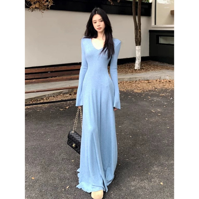蓝色温柔风气质V领长袖针织连衣裙女秋季收腰修身打底裙垂感长裙|undefined