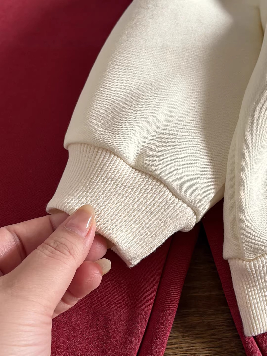 2025 otoño y invierno nuevos niños de 1 - 3 años de edad camiseta de algodón y camiseta gruesa un tipo de deporte