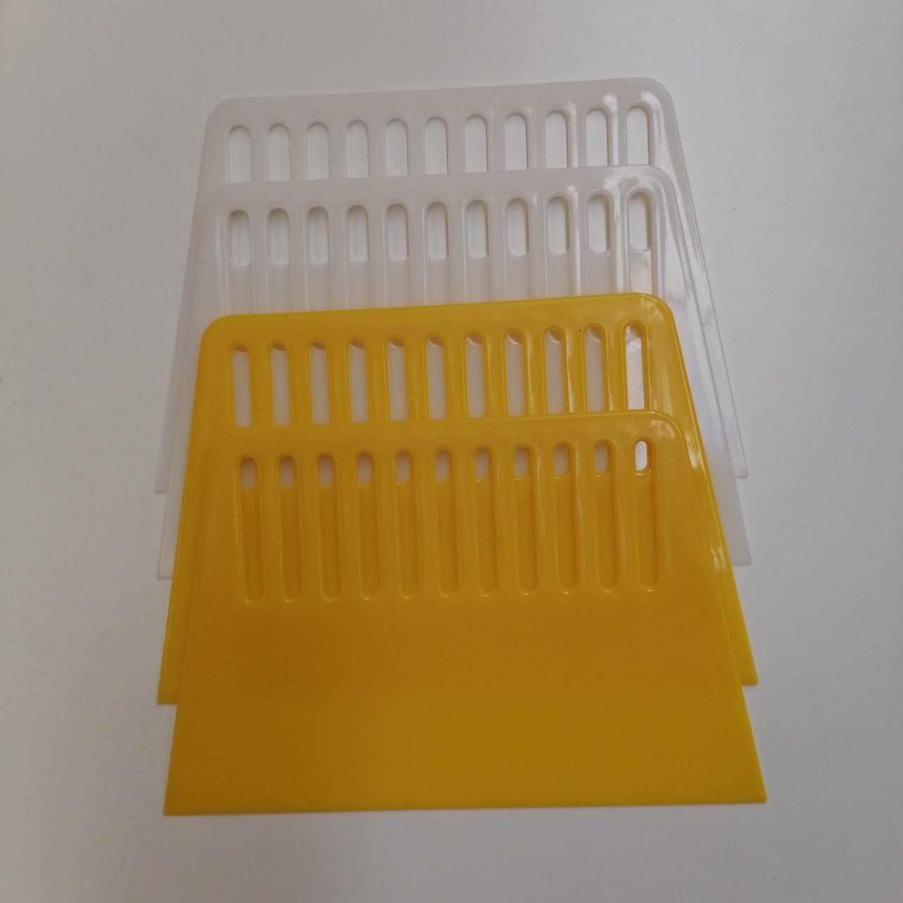 批发中厚黄白塑料刮板油漆刮板汽车贴膜装饰工具刮刀刮片加厚刮板