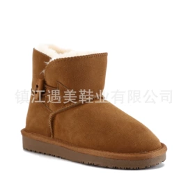 女式雪地靴;女式棉鞋;皮质拖鞋