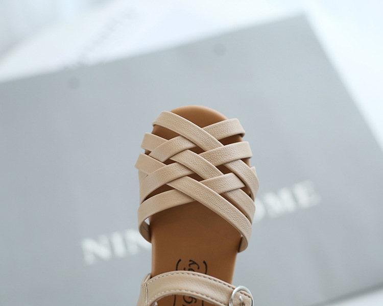 Baotou Sandals with Soft Sole Korean Hollow Small Leather Summer New Girl's Roman 2022 Children's Shoes_voghion.com