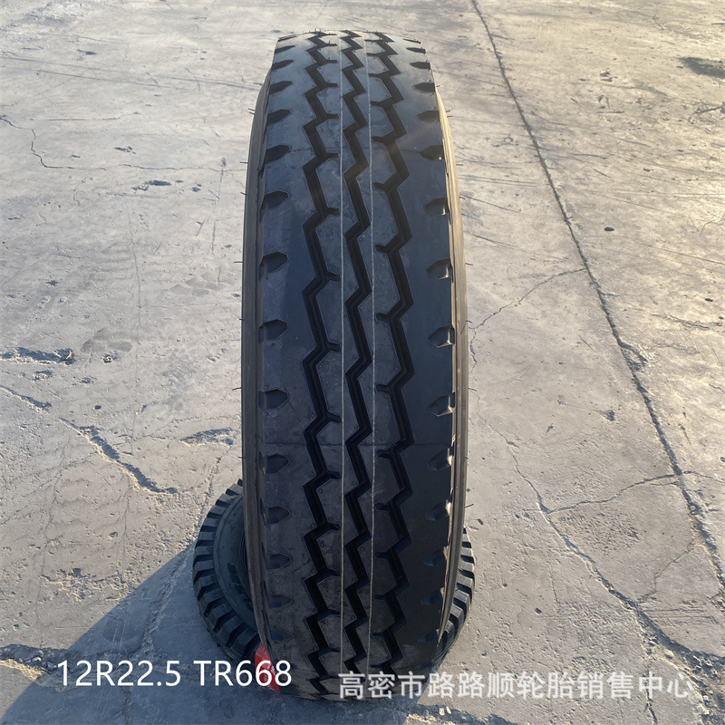 三角11-12-13R22.5老三线花纹载重卡拖挂车全钢丝真空轮胎