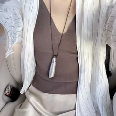 欧米のレトロなホイッスルのネックレスは贅沢で高級感があります。