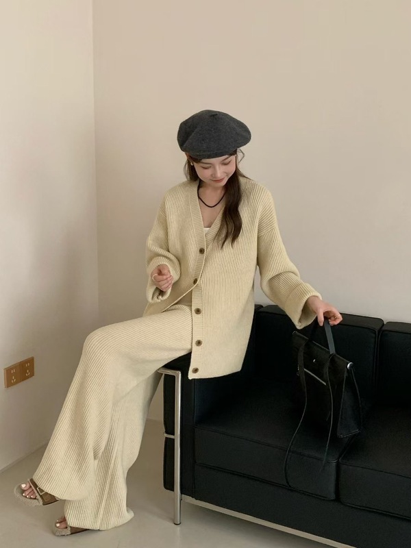 慵懒风针织套装女秋冬竖坑条显瘦毛衣外套宽松开衫+阔腿裤两件套|undefined