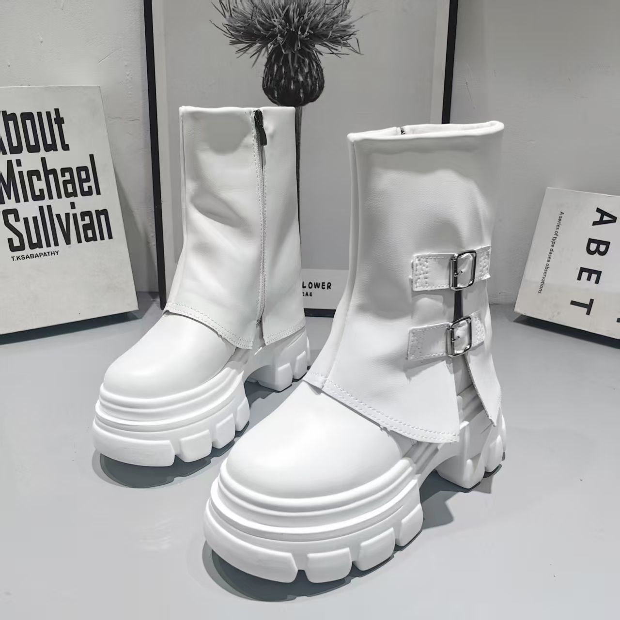 Height-Increasing 12cm Genuine Leather Martin Boots for Women, New Autumn and Winter Style, Petite Thick-Soled Fleece-Lined Short Boots, Mid-Calf Ultra-High Heel Boots