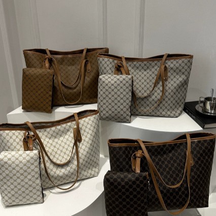 Large-Capacity Commuter Personalized Tote Bag, New Retro Trendy Shoulder Bag, Simple Mother-Daughter Bag, Solid Color Textured Women's Bag