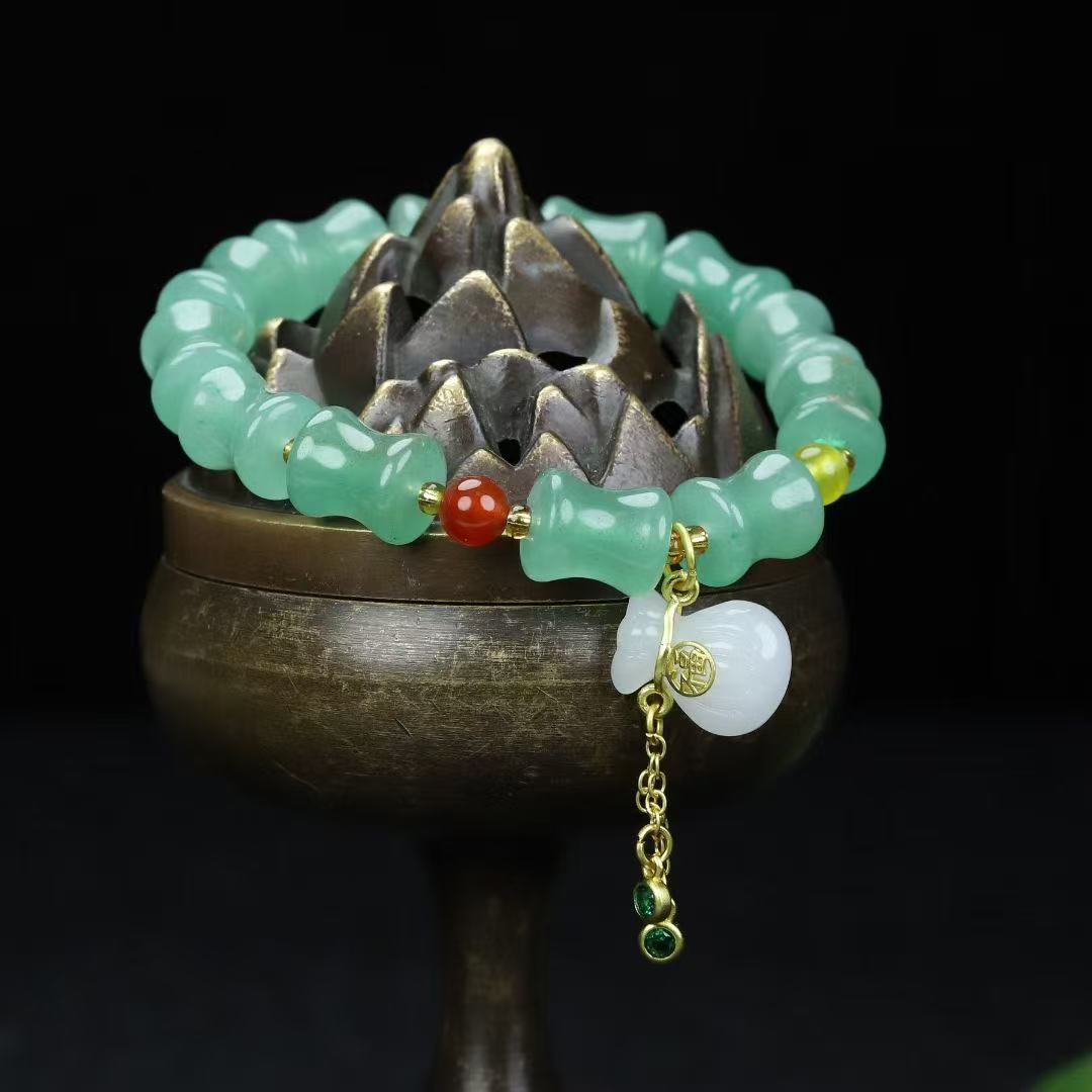 Jarrón de jade dongling, brazalete de perlas