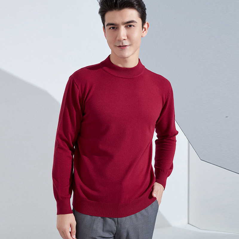 Middle collar dark red