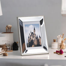 新款现代轻奢装饰相框 金属质感创意6寸7寸10寸相框立体欧式摆台